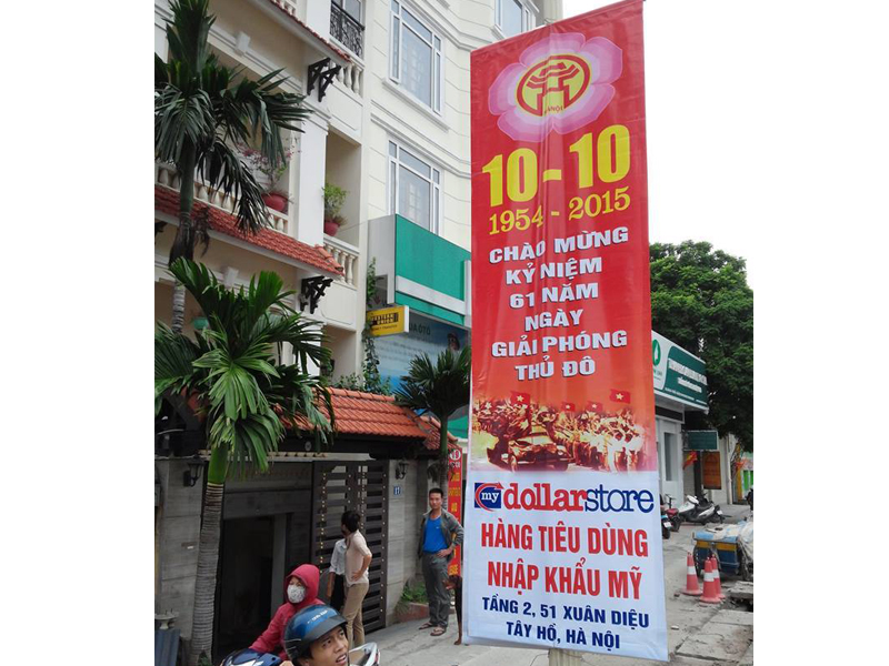 In và treo băng rôn cho các sự kiện lớn