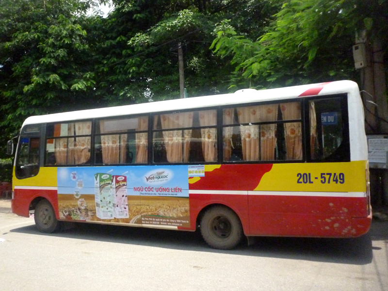 Thiết kế thi công quảng cáo trên xe bus, taxi