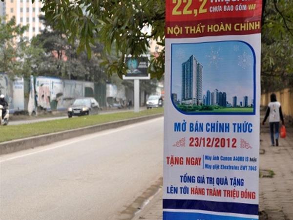 Thi công treo cờ phướn cho các công ty bất động sản