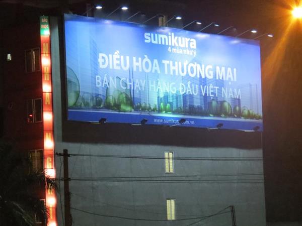 Thi công quảng cáo Billboard, quảng cáo ốp tường cho các doanh nghiệp