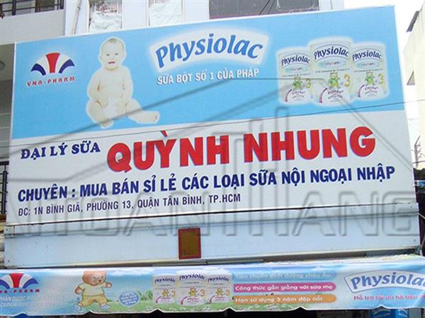 Thi công biển quảng cáo ngoài trời giá rẻ