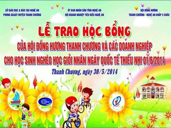 In và treo backdrop cho lễ trao học bổng