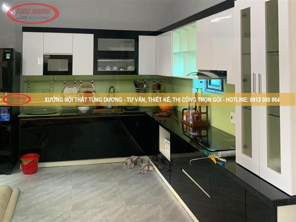Mẫu tủ bếp Inox cánh Acrylic NTTD-018-2